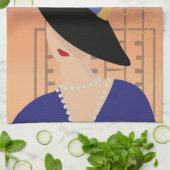 Art Deco 1930er Frauen in Hut mit Chrysler Gebäude Geschirrtuch (Gefaltet)