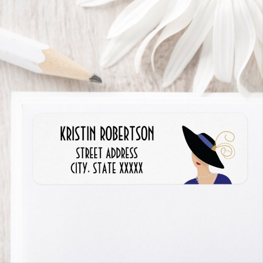 Art Deco 1930s Mode Frau in Black Hat Adresse (Insitu)