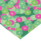 Art Deco Blume Muster - Grüntöne, Fuchsia Tischdecke (Schrägansicht)
