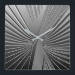 Art Deco Chrom Palmenblatt Quadratische Wanduhr<br><div class="desc">Art-Deco-Motive basierend auf einem stilisierten Palmenblatt,  in einem 3-D-Effekt in silberfarbener Farbe dargestellt</div>