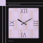 Art Deco Gold, Lavendel und Plum Square Wall Clock Quadratische Wanduhr<br><div class="desc">Elegantes Art Deco Gold in Lavender mit dunklen Pflaumen römischen Zahlen und Trim unterlegt. Ideal für Einstiegshallen,  Restaurants,  Wohnbereiche und vieles mehr. Erhältlich in verschiedenen Farben.</div>
