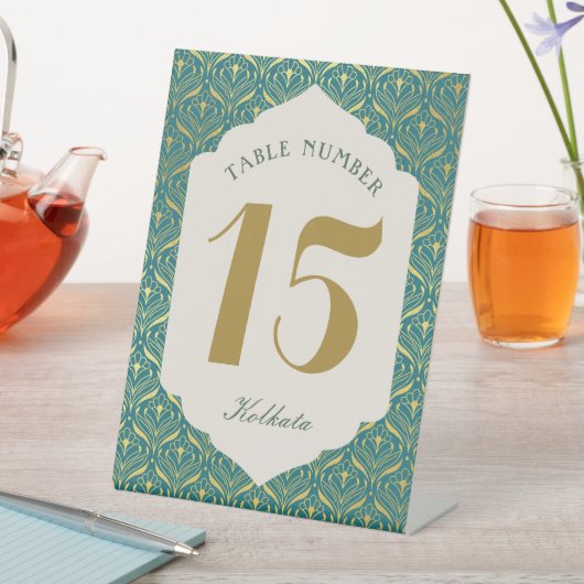 Art Deco Gold Tischnummer Sockelschild (In Situ)