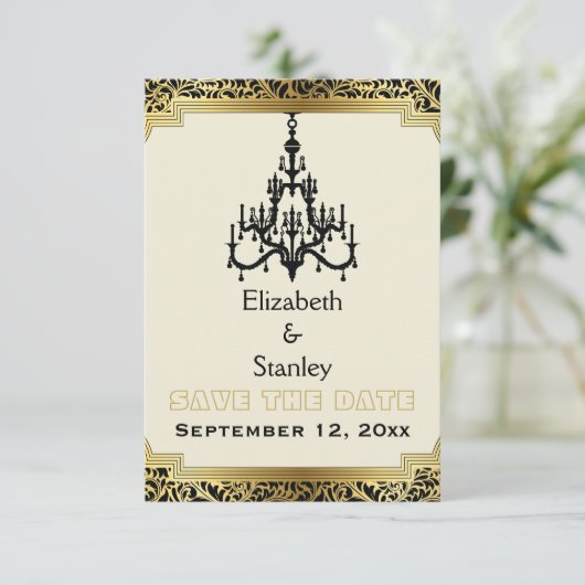 Art Deco Kronleuchter Hochzeit Sichern Sie das Dat Save The Date (Stehend Vorderseite)