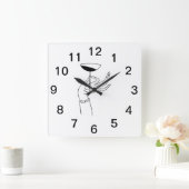 Art Deco Lady's Hand Holding Champagne Glass Quadratische Wanduhr (Zuhause)