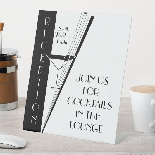 Art Deco Martini Sockelschild (In Situ)