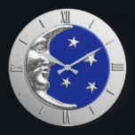 Art Deco Moon and Stars - Cobalt Blue und Silver Große Wanduhr<br><div class="desc">Klassischer Art Deco-Mond und Sterne-Design in gebürstetem metallischem Silber,  mit Emaille-Look,  tiefblauem Kobalt-Hintergrund</div>