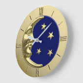 Art Deco Moon and Stars - Navy Blue und Gold Große Wanduhr (Winkel)