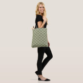 Art Deco Muschelgewölbe Olivgrün Tasche (Am Model)