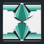 Art Deco Muster in Grüntönen Quadratische Wanduhr<br><div class="desc">Dieses Muster basiert auf klassischen Deko-Formen.</div>