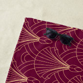 Art Deco pattern with gold geometric fan motifs  Strandtuch (Beispiel)