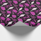 ART DECO PURPLE BLUMEN, WEISSE PARROTEN AUF SCHWAR GESCHENKPAPIER (Ecke)