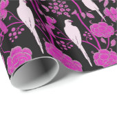 ART DECO PURPLE BLUMEN, WEISSE PARROTEN AUF SCHWAR GESCHENKPAPIER (Rolleneckpunkt)