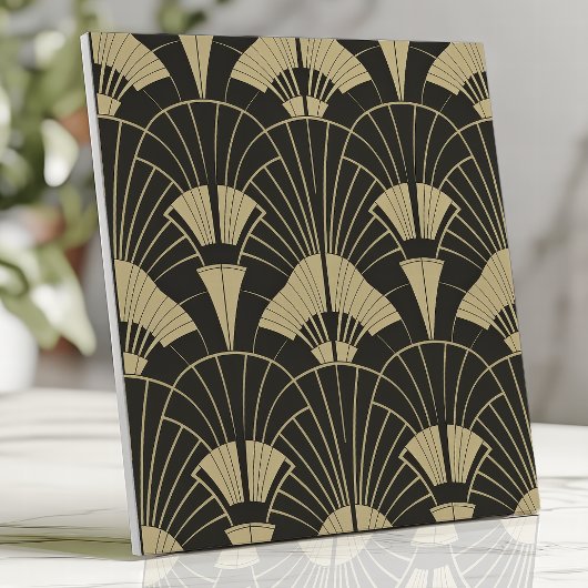 Art Deco Schwarz und Gold Lüftermuster Fliese