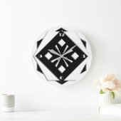 Art Deco weiß auf schwarzen geometrischen Mustern Große Wanduhr (Zuhause)