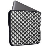 Art-Deco-Wellenmuster - Schwarzweiß Laptopschutzhülle (Vorne Rechts)