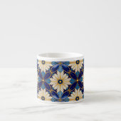 Art Deco White Petals Blue Gold Floral Muster Espressotasse (Vorderseite)
