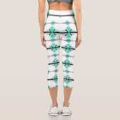 Art Deko Elemente in hellgrünen Capri Leggings (Rückseite)