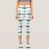 Art Deko Elemente in hellgrünen Capri Leggings (Vorderseite)