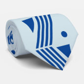 Art Deko Muster in hellblauem und dunkelblauem Hal Krawatte (Gerollt)