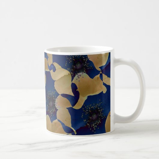Art des Blumenmusters in Beige und Blau/Blume Kaffeetasse (Rechts)