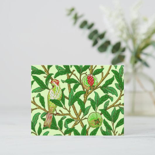 Art Nouveau Bird and Pomegranate, Limes Green Postkarte (Stehend Vorderseite)