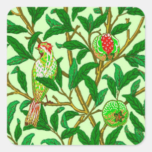 Art Nouveau Bird and Pomegranate, Limes Green Quadratischer Aufkleber