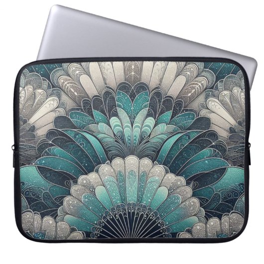 Art Nouveau Blue und Silver Fans Laptopschutzhülle (Vorderseite)
