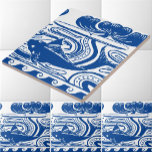 Art Nouveau Fish & Lily Frieze Pattern Fliese<br><div class="desc">Dieses blaue und weiße Jugendstil-Fries-Muster eines Fisch- und Lilienpolsters stammt aus einer antiken Viktorianischen Zeit. 1894 Art Magazin. Sie können die Farben anpassen.</div>