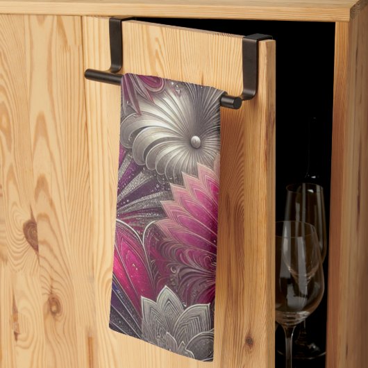 Art Nouveau Pink und Silver Fans Geschirrtuch (Drittel gefaltet)