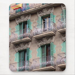 Art Nouveau Windows - Barcelona, Spanien Mousepad
