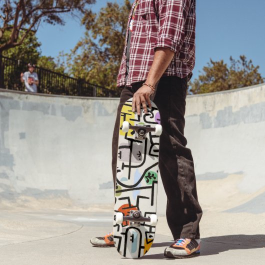 Art on Wheels: Rich Port von Paul Klee Skateboard (Außenbereich 2)