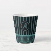 Artdeco-Blume im Retro-Stil mit Monogramm Milchtasse (Vorderseite)