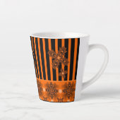 Artdeco-Blume im Retro-Stil mit Monogramm Milchtasse (Rechts)