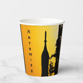 Artemis II auf der Startrampe Pappbecher