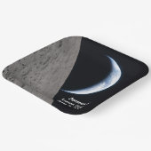 Artemis II Lunar Flyby Pappteller (Gewinkelt)