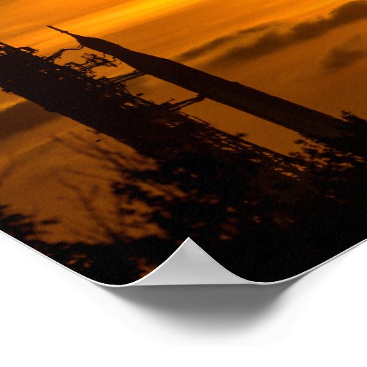 Artemis Moon Rocket bei Morgendämmerung Poster (Ecke)