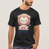 Arthur Baby Lion Baby Boy Name T-Shirt (Vorderseite)