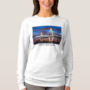 Arthur Ravenel Bridge am nächtlichen Langschläfer  T-Shirt