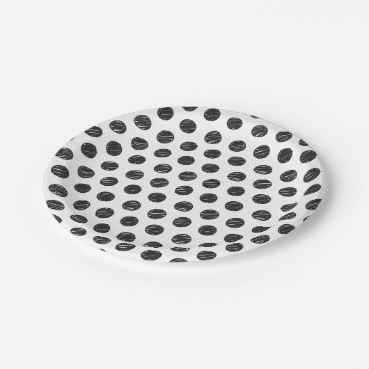 Artisan Polka Dots Schwarz-weiß Chic Hand gezogen Pappteller (Schrägansicht)