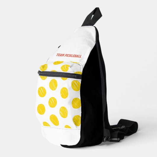 Artisan Polka Dots TEAM PICKLEBALL Sportspass Crossbody Bag (Rechte Ecke)