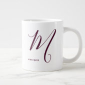 Arts Mit Monogramm Burgund Letter M White Jumbo-Tasse (Rechts)