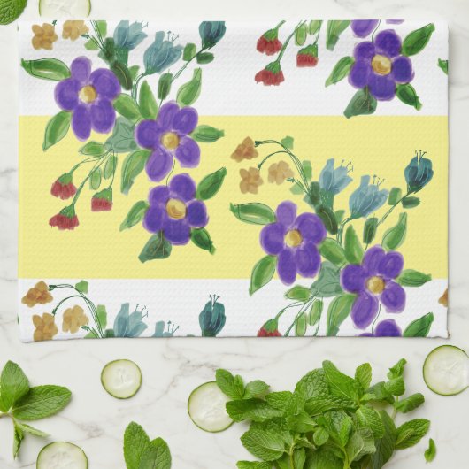 Artsisch Lila floral Gemustert Geschirrtuch (Gefaltet)