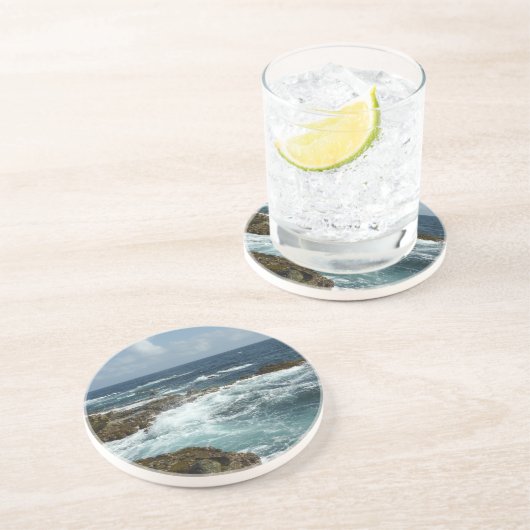 Arubas Felsküste und blauer Ozean Getränkeuntersetzer (Seite)