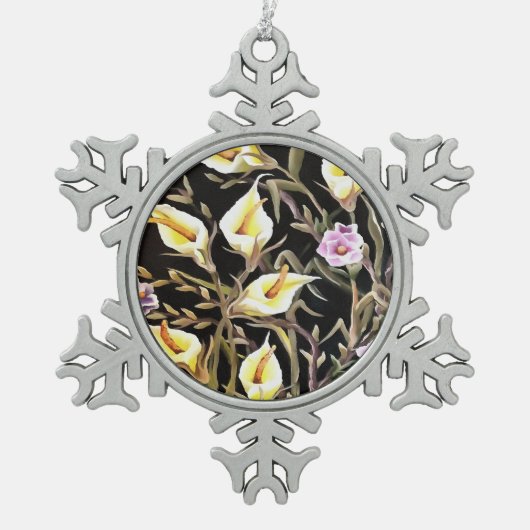 Arum Lily künstlerisches Blumendesign auf schwarz Schneeflocken Zinn-Ornament (Vorderseite)