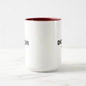 ARZT Est. Jahr Tasse (Zentrum)
