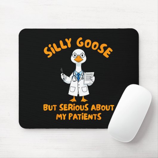 Arztassistent alberner Gans ernsthaft über Mousepad (Mit Mouse)