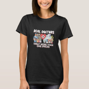 Ärzte in der Leckerei mehr als eine Spezies T-Shirt