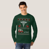 Ärztlicher Ugly Holiday Sweater T-Shirt (Vorne ganz)