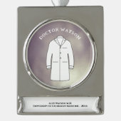 Ärztlicher White Coat Keepake Arzt Banner-Ornament Silber (Vorderseite)