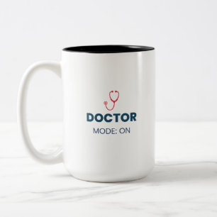 Arztmodus aktiviert Lustiges Medizin-Design Zweifarbige Tasse